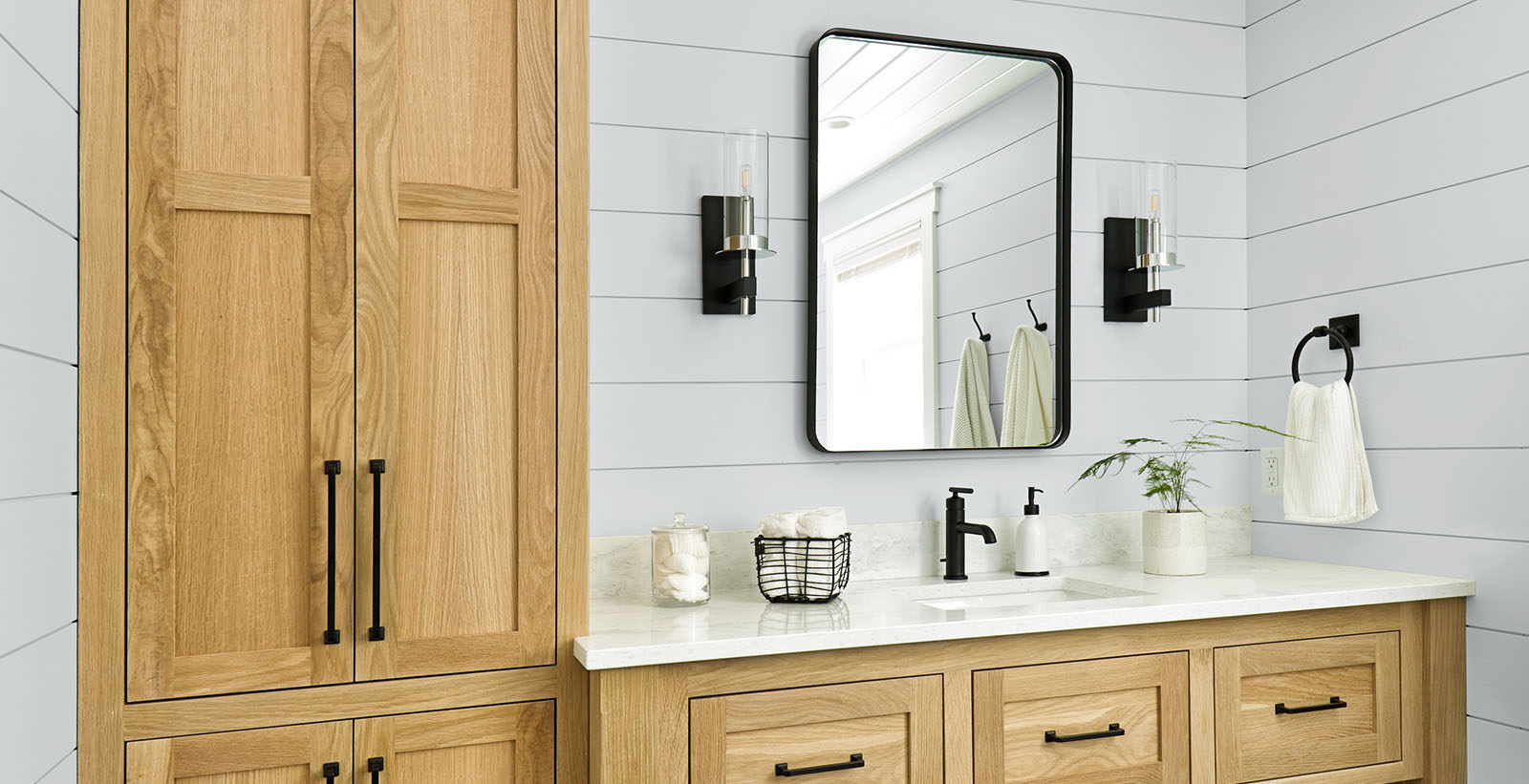 grey casual cheerful & friendly bathroom