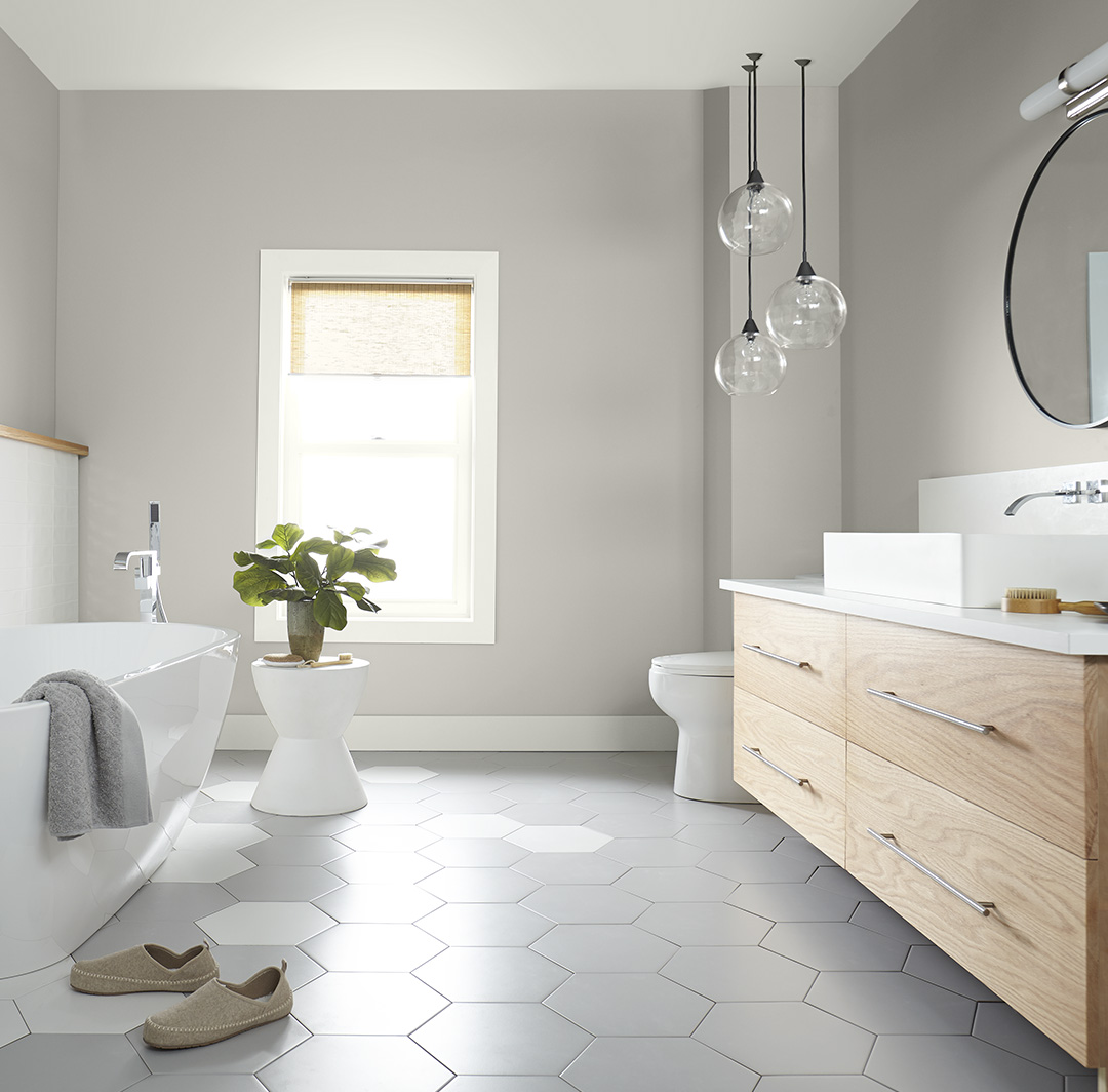 Mobile image of a gray relaxed and modern bathroom