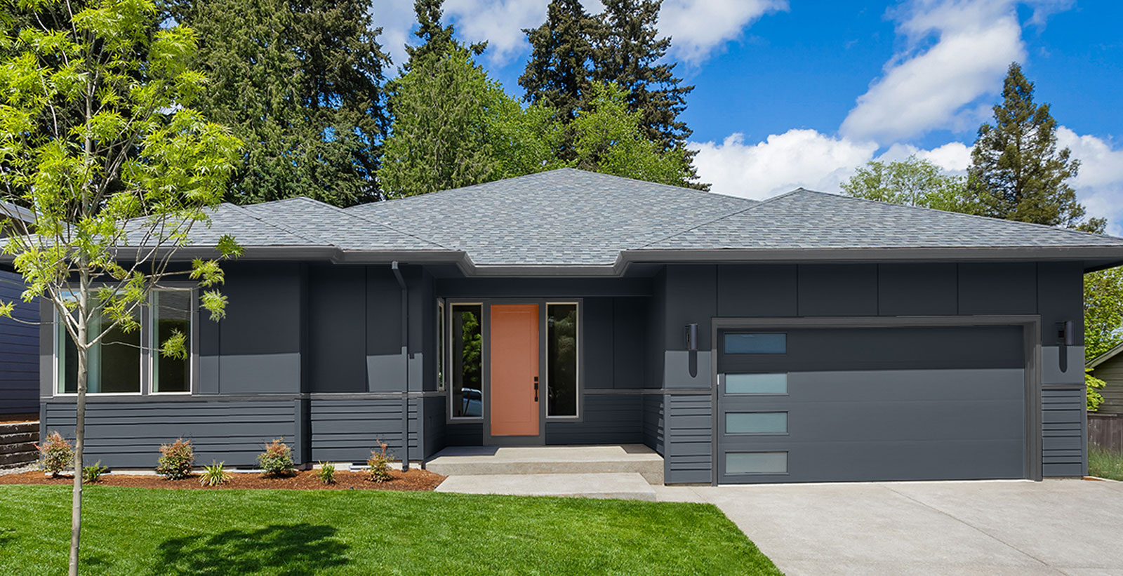 cool rambler ranch house home exterior