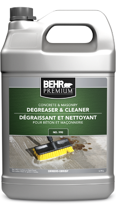 Jug of Behr Premium Concrete and Masonry Degreaser and Cleaner